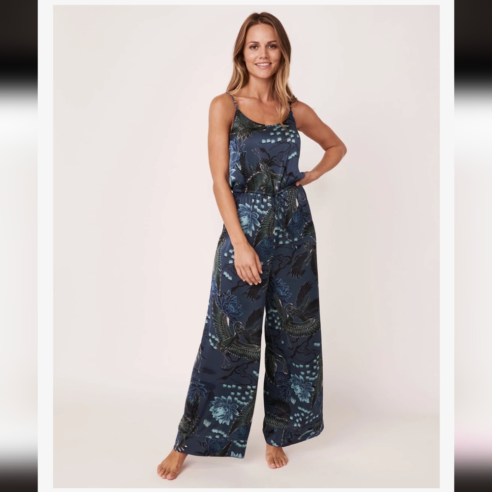 La Vie En Rose satin lounge suit
